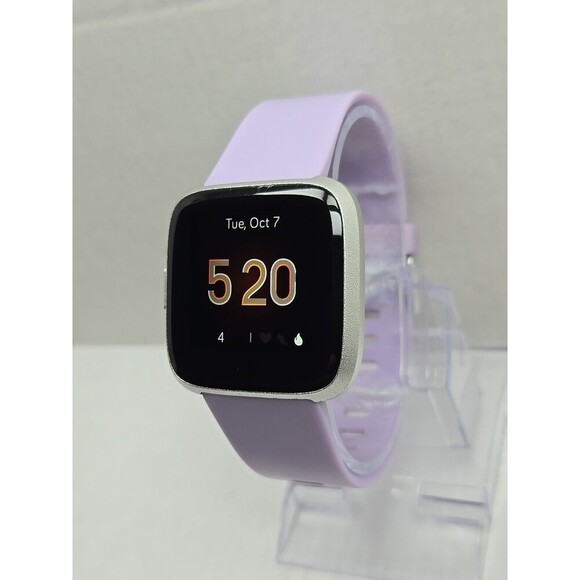 Fitbit Versa Lite Smartwatch Activity Tracker Heart Rate GPS Silver No Charger - Picture 2 of 10